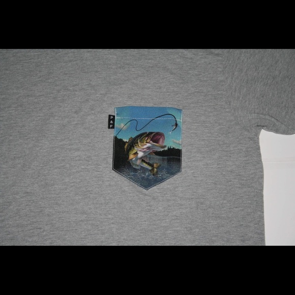 Bass Fishing T-Shirt Men’s Size Medium Fishing Shirt - Picture 3 of 5